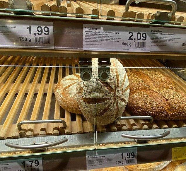 2. "Markette gördüğüm ekmek ya da onun beni gördüğü..."