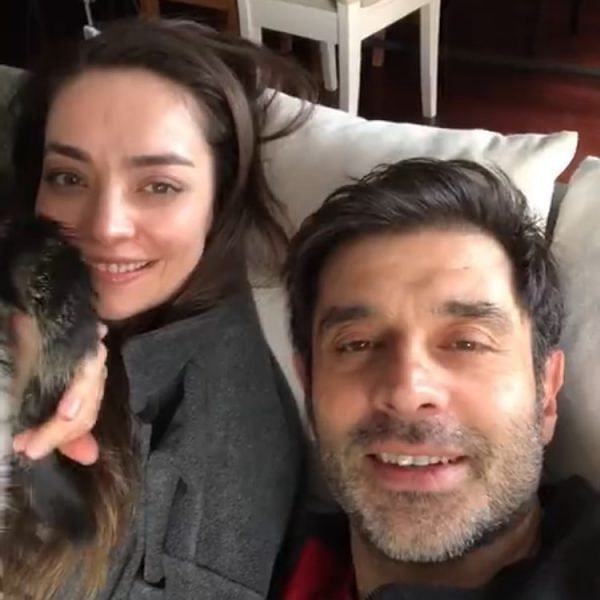 6. Зейнеп Тугче Баят и Джансель Эльчин в самоизоляции