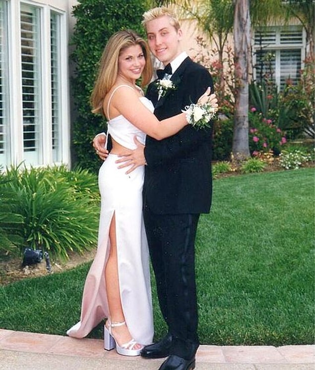 10. 'N Sync grubu dünyayı kasıp kavururken gruptan Lance Bass, tanınmış bir oyuncu olan Danielle Fishel ile ilişki yaşamıştı.
