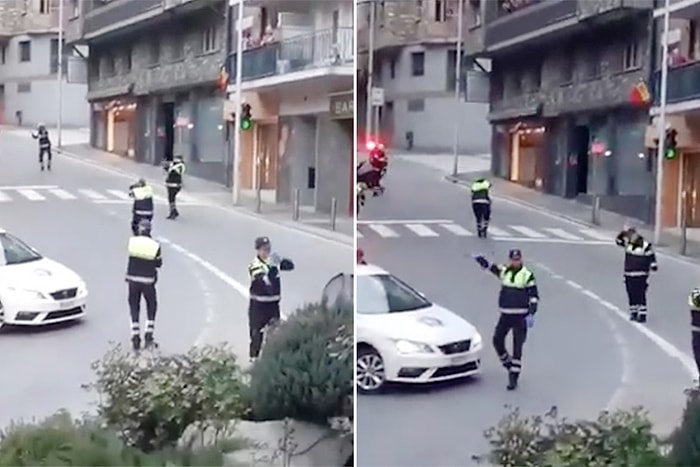 Karantina Altındaki Çocukları Eğlendirebilmek İçin 'Baby Shark' Müziği Eşliğinde Sokakta Dans Eden Polisler