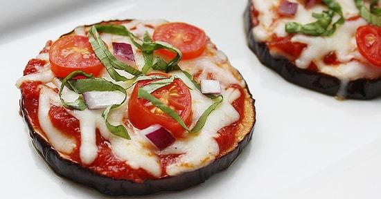 Patlıcan Tabanlı Pizza Tarifi: Hamurdan ve Kaloriden Uzak Lezzet Dolu Patlıcan Tabanlı Pizza Nasıl Yapılır?