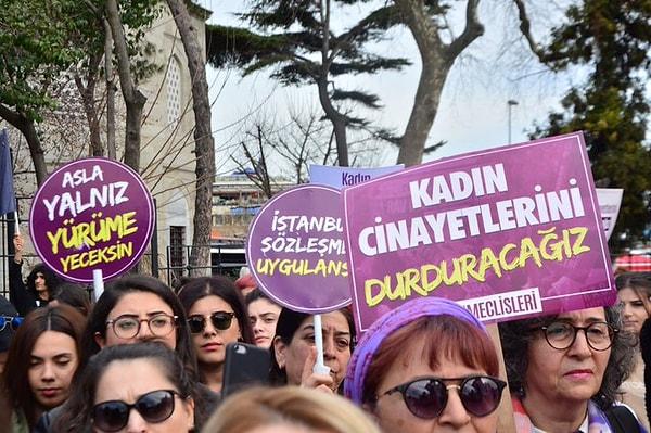 Bu sadece Türkiye'ye özgü bir durum değil elbette. Erkeklerin var olduğu hemen hemen her yerde kadına yönelik şiddet ve ölümler hiç olmadığı kadar artmış durumda.
