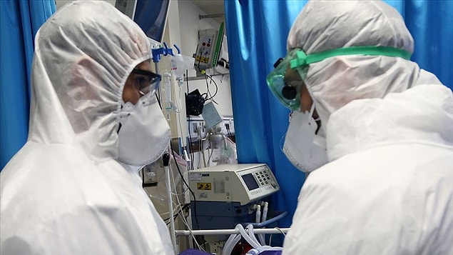 'Koronavirüs hastasına bakan doktor, başka bir poliklinikte yatan başka bir hastayla çalışabiliyor'