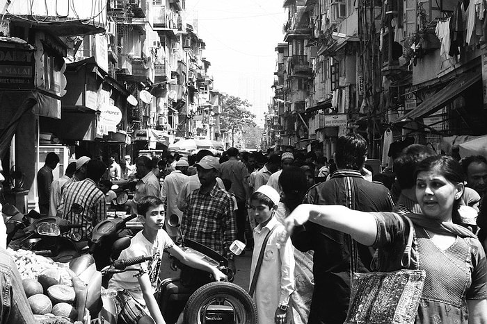 Sokağa Çıkma Kaç Yaş Oldu? Son Dakika Haberi ile Sokağa Çıkma Yaşı Koronavirüs Nedeniyle Yeniden Belirlendi