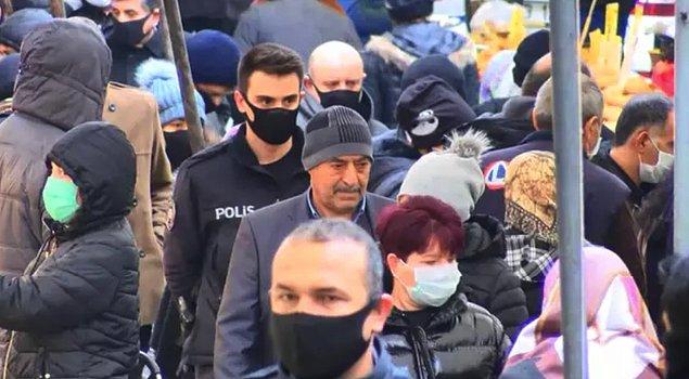 Polis ekipleri ise maske takmayan vatandaşlara uyarılarda bulundu.