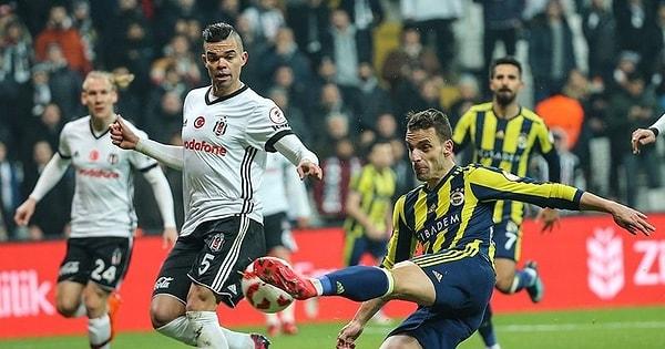 Kadıköy'deki Fenerbahçe-Beşiktaş derbisi