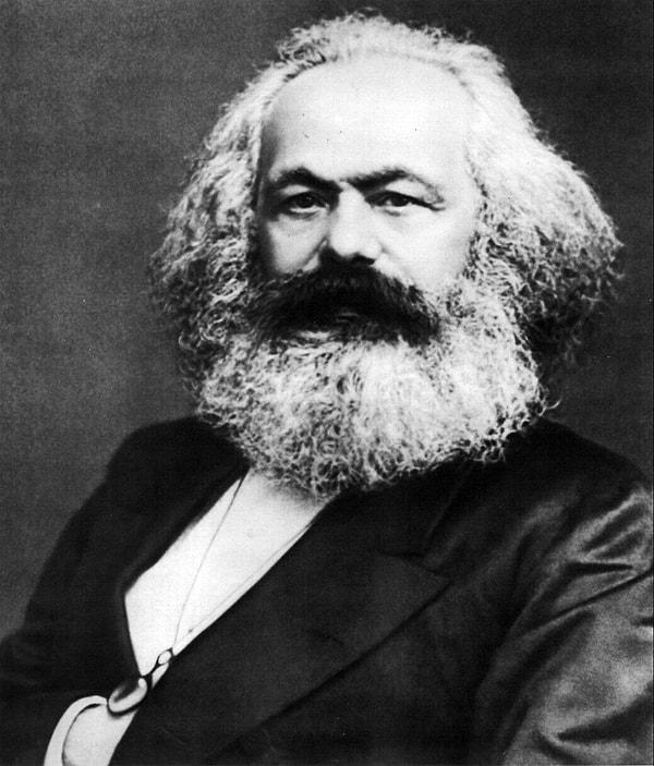 13. İşçi sınıfı savuncusu Karl Marx tembellikten babasının cenazesine bile gitmemiştir.
