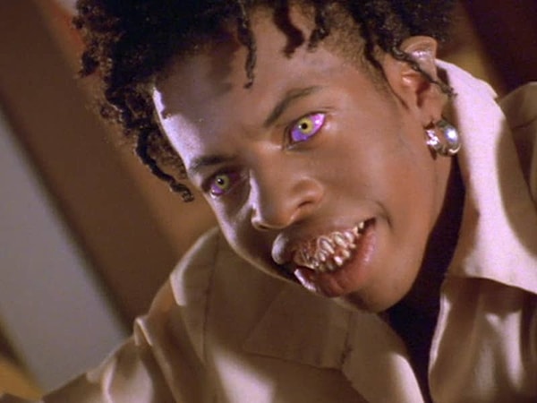 22. Не заглядывай под кровать (1999)