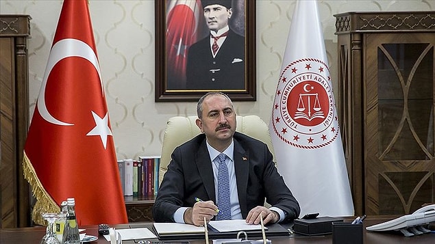 Adalet Bakanı: 12 hakim ve savcı ile 55 personelin testi pozitif çıktı