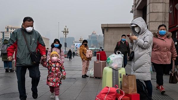 76 günlük karantina esnasında Wuhan halkı sadece gıda ihtiyaçlarını karşılamak ve çok önemli durumlar için sokağa çıktılar.