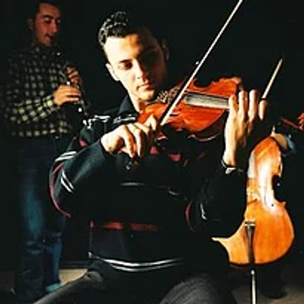 Müzisyen