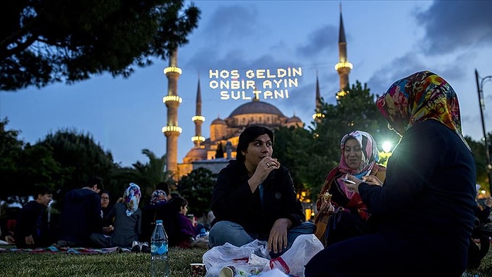 İlahiyatçıları Bölen Soru: Koronavirüs Nedeniyle Ramazanda Oruç Ertelenmeli mi?