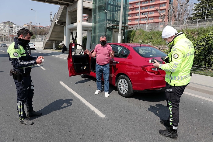 Yasağa Uymayan Alkollü Sürücüden Polise: 'Ben Sokağa Çıkmadım, Arabamın İçinde Oturdum'