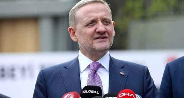 7. Medipol Başakşehir Başkanı Göksel Gümüşdağ'ın 21 gün süren Koronavirüs tedavisi tamamlandı.