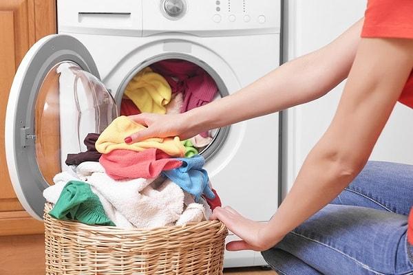 11. Malum önümüz yaz, çamaşırlarımızı ve havlu gibi sık kullandığımız eşyaları düzenli yıkamakta fayda var.