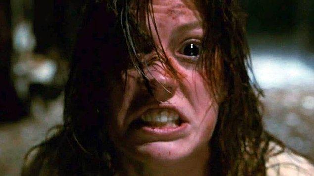 10. The Exorcism of Emily Rose (2005) filmindeki ahır sahnesi:
