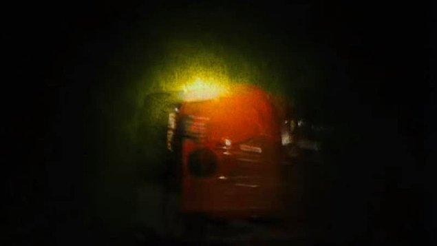 12. Sinister (2012) filmindeki çim biçme arabasının olduğu sahne: