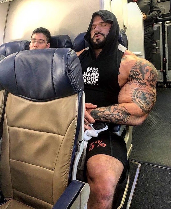 16. Бодибилдер Илья Ефимчук