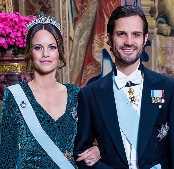 После этого решения принцессы королевская семья сделала следующее заявление: