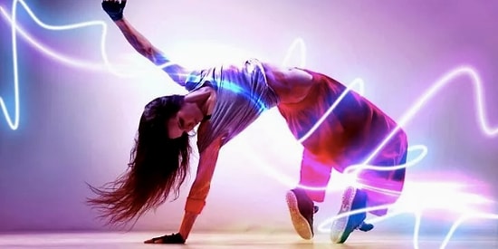 Müzik Dinleme Alışkanlıklarına Göre Öğrenmen Gereken Dans Türünü Söylüyoruz!