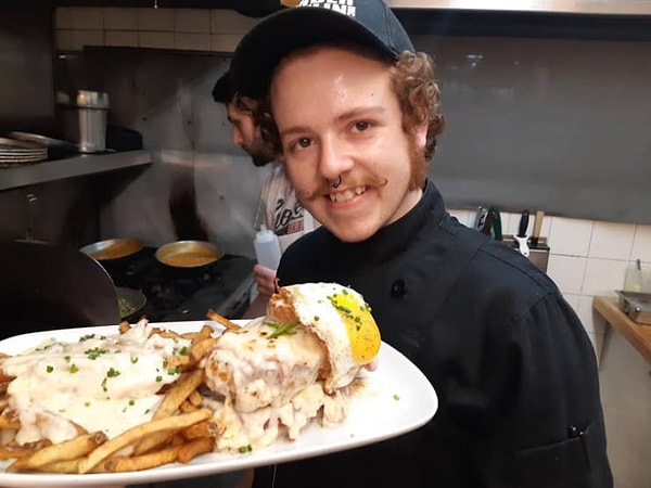 10. Такой молодой, но уже повар