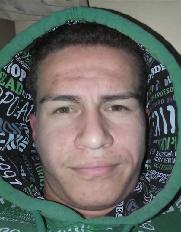 13. «Этому чуваку 15 лет».