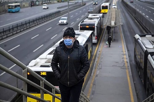 Koronavirüs Türkiye: Hayatını Kaybedenlerin Sayısı 2.140'a Yükseldi