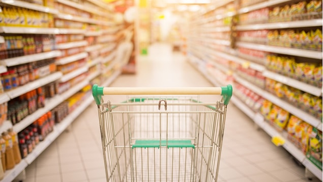 23 ve 24 Nisan'da market ve bakkallar 09.00-14.00 arasında faaliyet gösterecek, vatandaşlar ikametlerine yakın market ve bakkallara gidip gelebilecek.