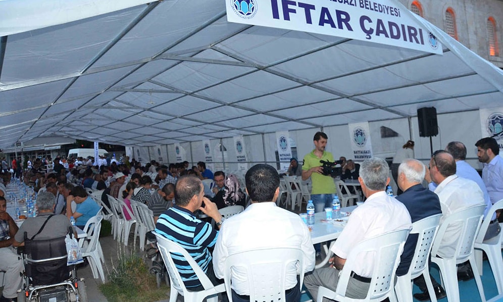 Ramazan Genelgesi: Toplu İftar Yasaklandı, Türbe Ziyaretleri Kısıtlandı