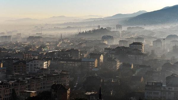 Mart ve Nisan’da en yüksek hava kirliliği Kartal, Ümraniye ve Kadıköy istasyonlarında ölçüldü.
