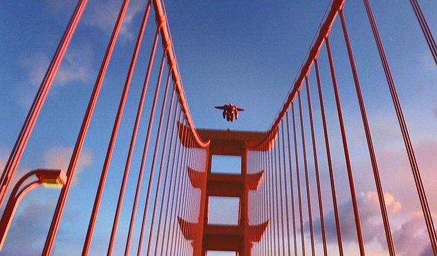 7. "Big Hero 6" filmi hayal ürünü olan San FranTokyo'da geçiyor. Oradaki köprü ise Golden Gate Köprüsü ile Japonların geleneksel geçitlerinin birleşimi şeklinde.