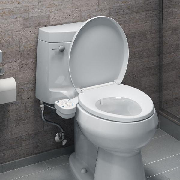 8. Tuvalet kağıdını klozete atmak yapabileceğiniz en kötü şeydir.