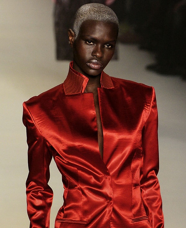 9. Кенийская модель Аджума Насеньяна