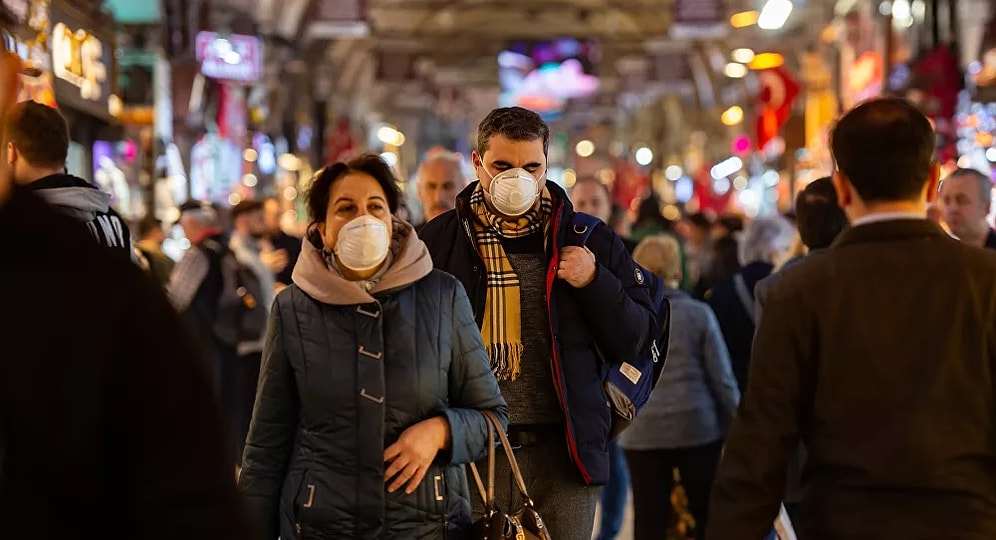 Bilim Kurulu Üyesi Prof. Dr. Azap: 'Açıklanan Vaka Kadar Testi Negatif Çıkıp Bulguları Olan Vardır'