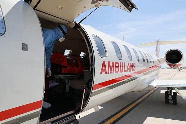 Ambulans uçak saat 13.30'da Ankara Esenboğa Havalimanı'na indi.