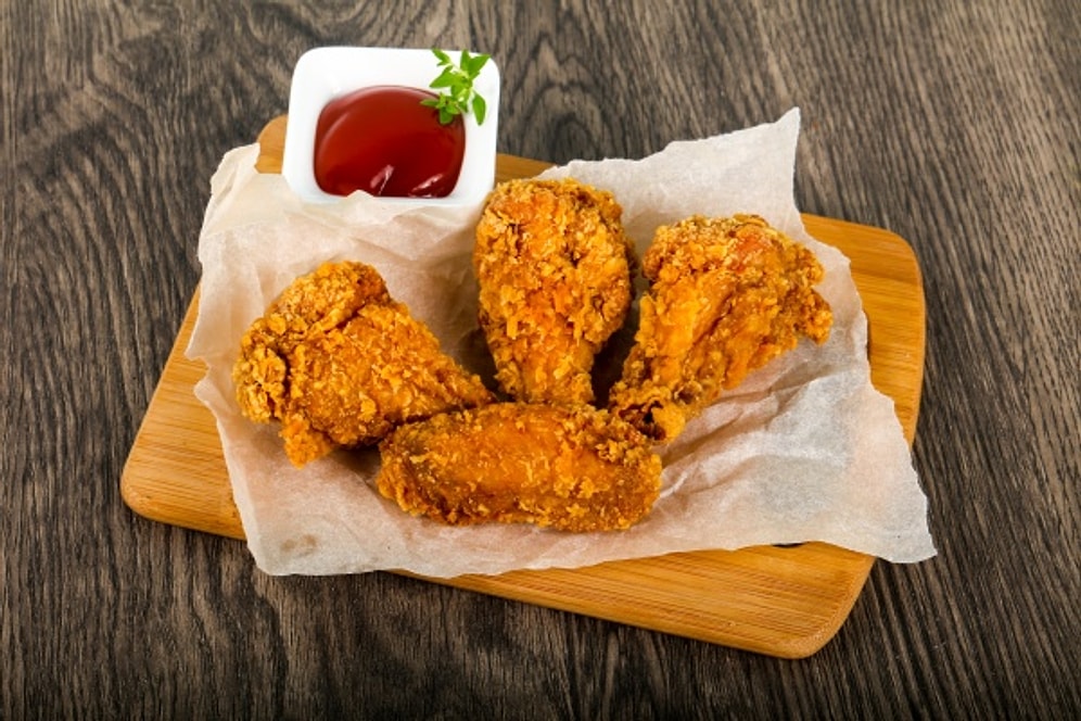 Parmaklarınızı Yeme Garantili Muhteşem Hot Wings Nasıl Yapılır?