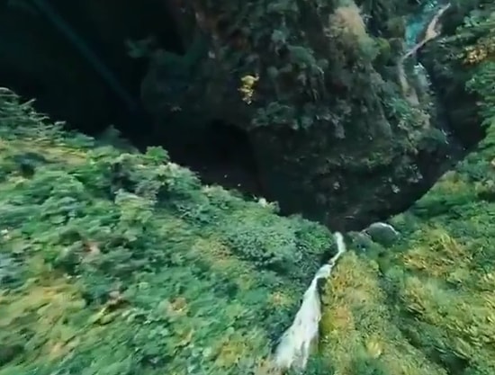 Endonezya Ormanlarında Kaydedilen Muhteşem Drone Görüntüleri