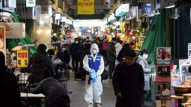 Güney Kore'de dün ilk kez ülke içi kaynaklı yeni vaka görülmedi