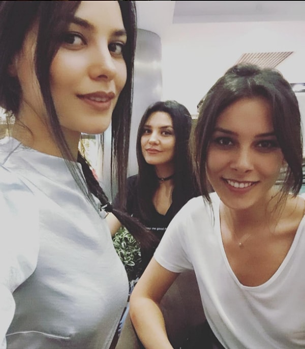 11. Хазал Филиз и Дениз Кючюккесе