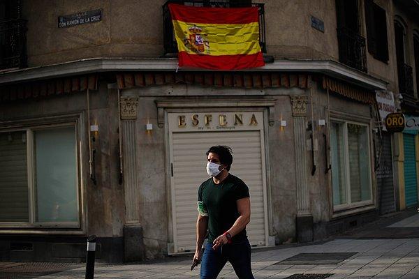 İspanya'da can kaybı 25 bini aştı