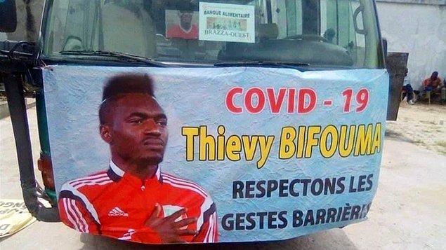 6. Yeni Malatyaspor'un golcü futbolcusu Thievy Bifouma, ülkesi Kongo Cumhuriyeti'ne gıda ve sağlık malzemesi yardımında bulundu.