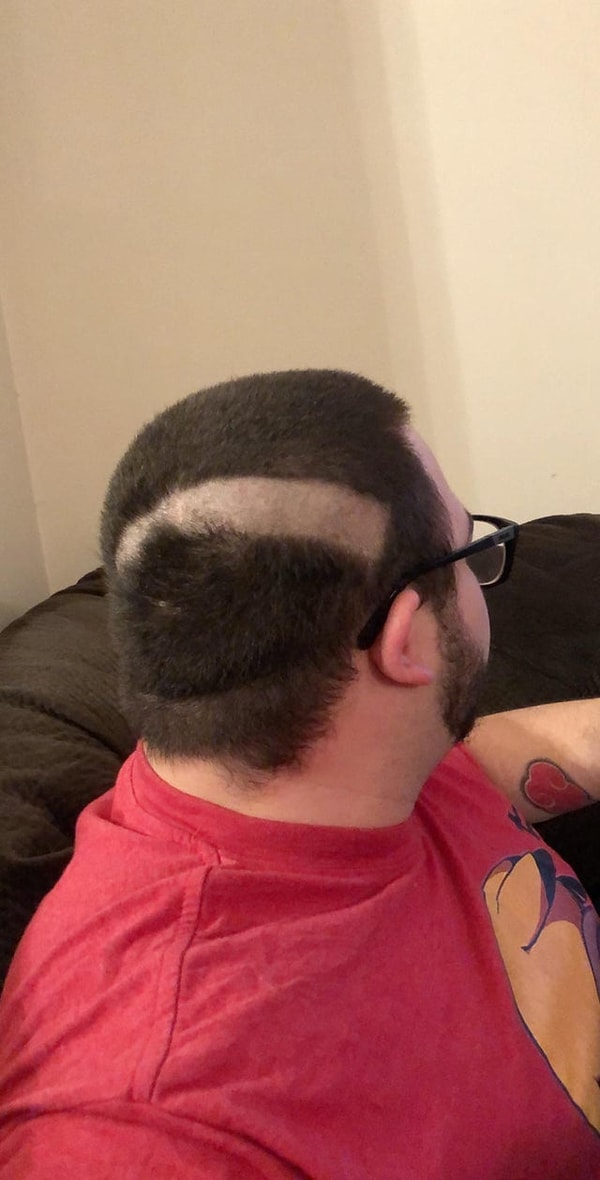 "Просто машинка сломалась..."