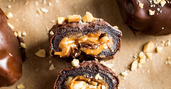 Çikolata Kaplı Hurma Tarifi: Ramazanın Olmazsa Olmazı Hurma İle Nefis Bir Tarif! Çikolata Kaplı Hurma Nasıl Yapılır?