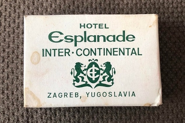 9. "Evimi toparlarken, şu an var olmayan bir ülkeye ait bir otel sabunu buldum."