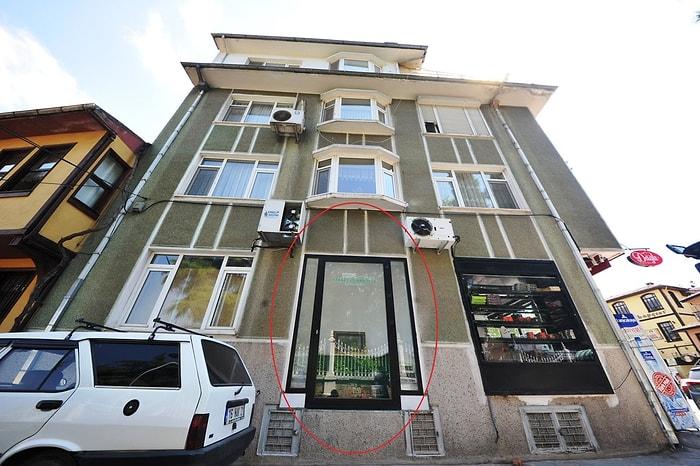 Önünden Geçenler Dua Ediyor: Bursa'da 5 Katlı Apartmanın Altındaki İlginç Türbe