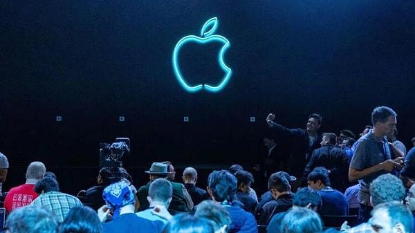Apple her yıl Kaliforniya eyaletinde, yazılım geliştiricileri için bir konferans düzenliyordu.