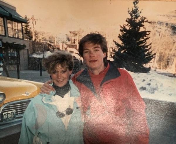 11. "Annemle Ozark hakkında konuşuyorduk ve bana 1987 yılının yeni yılında Marty Byrde (Jason Bateman) ile kayağa gittiğini söyledi."