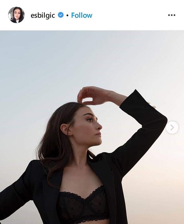 Esra Bilgiç  bir süre önce Instagram hesabından bu fotoğrafı paylaştı.