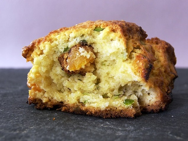 Kuru Kayısı ve Fıstık Scone Tarifi:
