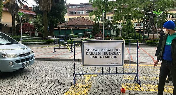 Türkiye’de maskesiz sokağa çıkma yasağı 14 ile yayıldı